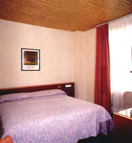 New Alexander 3* Genua